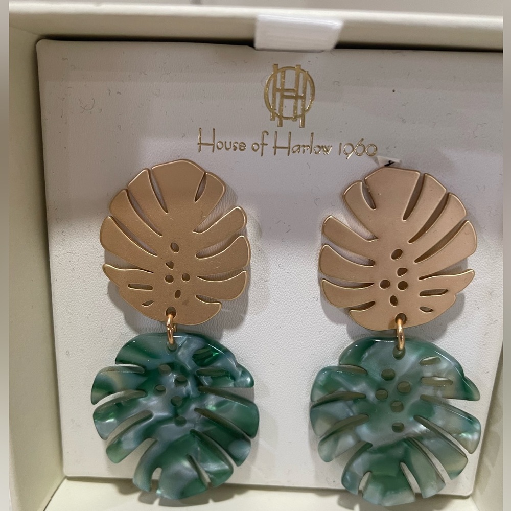 House of Harlowe Palm Drop Earring